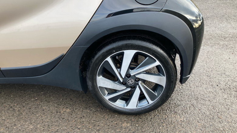 Toyota Aygo X 1.0 VVT-i Edge 5dr Auto Petrol Hatchback